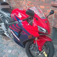 Honda cbr RR