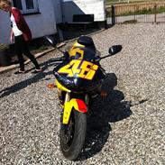 Yamaha R6