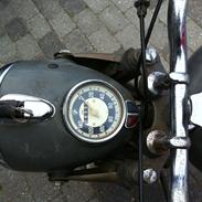 BMW R26