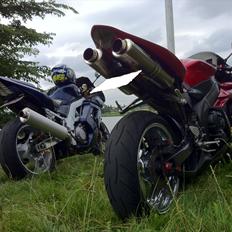 Yamaha R1 SOLGT !