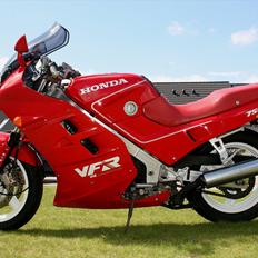 Honda VFR 750 - rc24