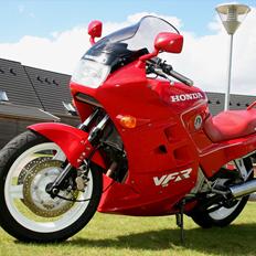Honda VFR 750 - rc24
