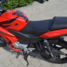 Honda cbf 125