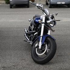 Suzuki M800 Intruder