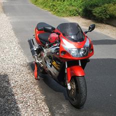 Suzuki gsx-r 750