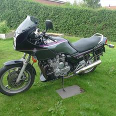 Yamaha XJ 900