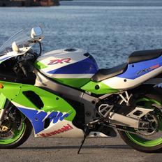 Kawasaki ZXR 750
