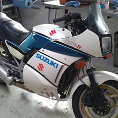 Suzuki GSX 750 EF