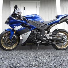 Yamaha YZF R1 [Solgt]