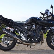 Suzuki GSF650SAK9