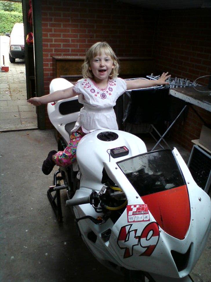 Honda CBR600RR - Far's pige ;-) billede 5