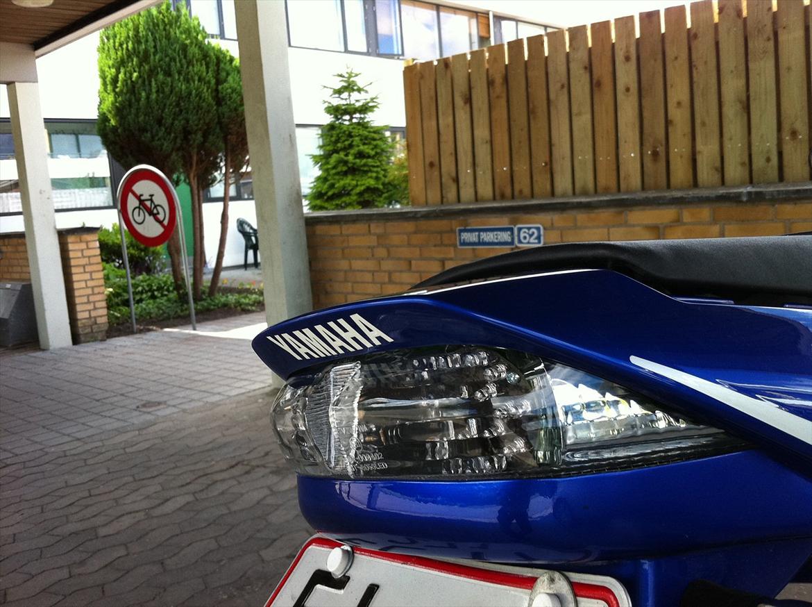 Yamaha Yzf R6 Solgt - klar diode baglygte. billede 19