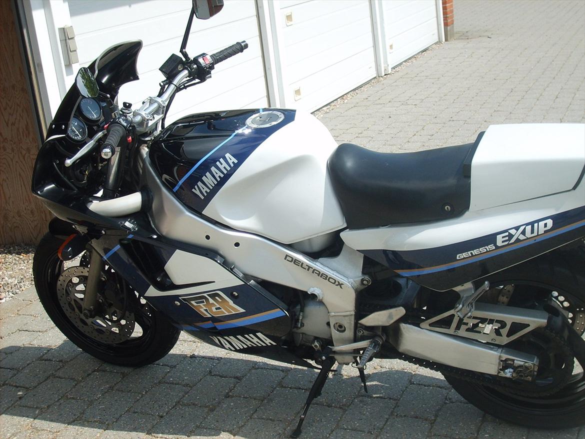 Yamaha fzr 1000 EXUP billede 3