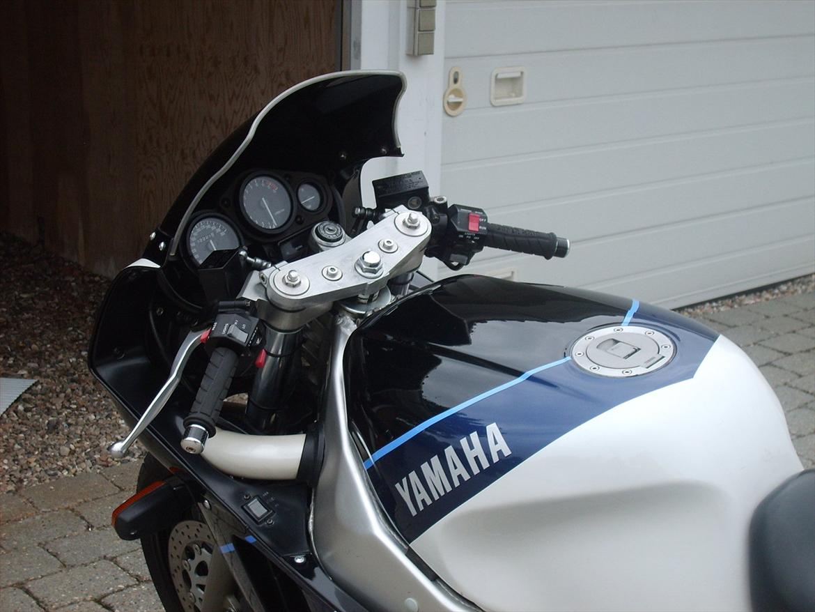 Yamaha fzr 1000 EXUP billede 9