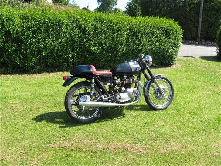 Triumph T140  billede 4