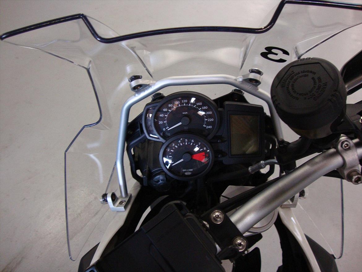 BMW F800GS - 03.08.11 - Prøvekørt og købsaftale i hus billede 3