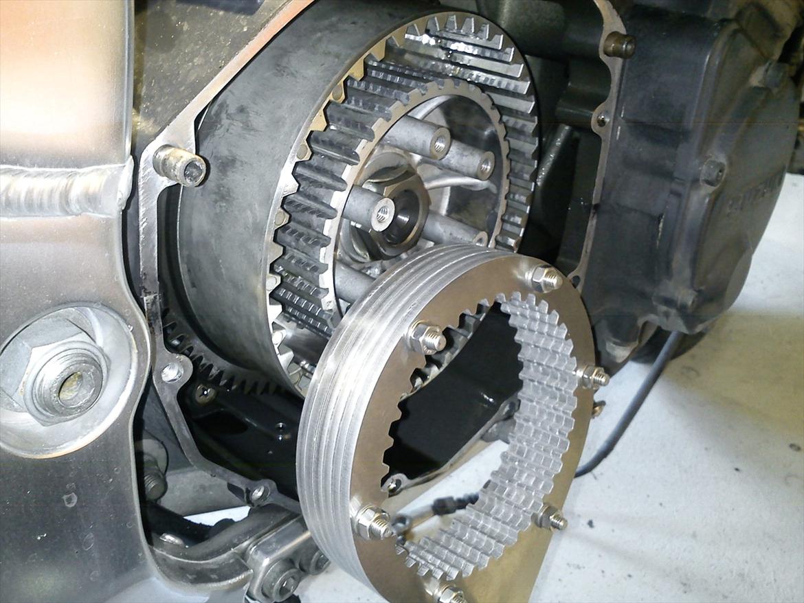 Suzuki GSX-R 750 - Laserskåret af en kammerat billede 10