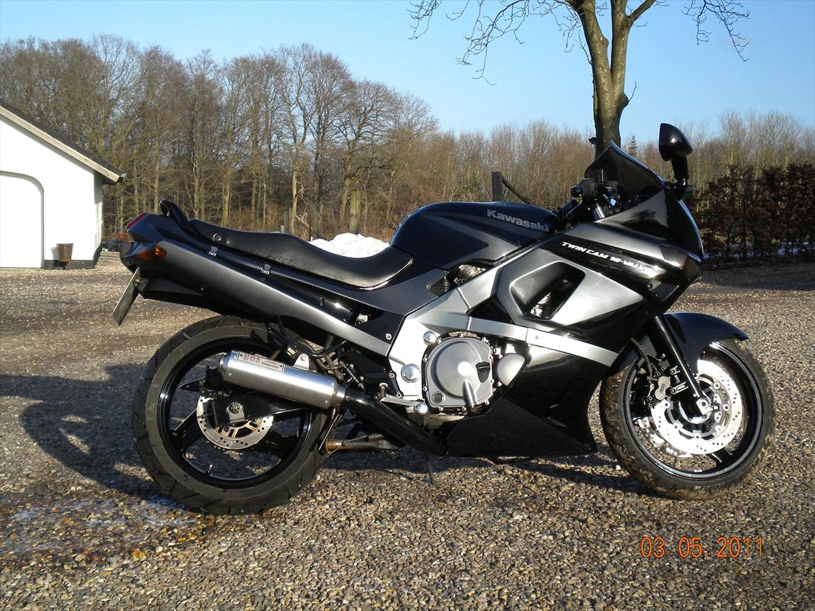 Kawasaki ZZR 600D billede 1