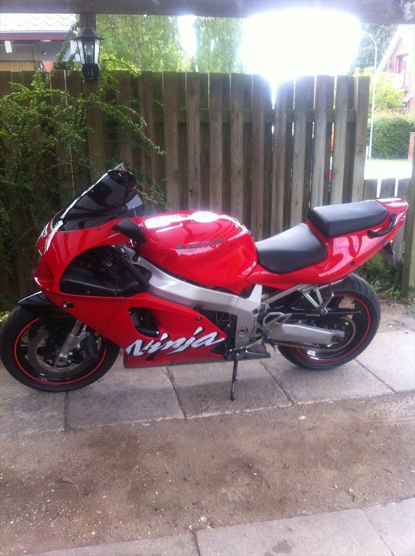 Kawasaki zx7r billede 1