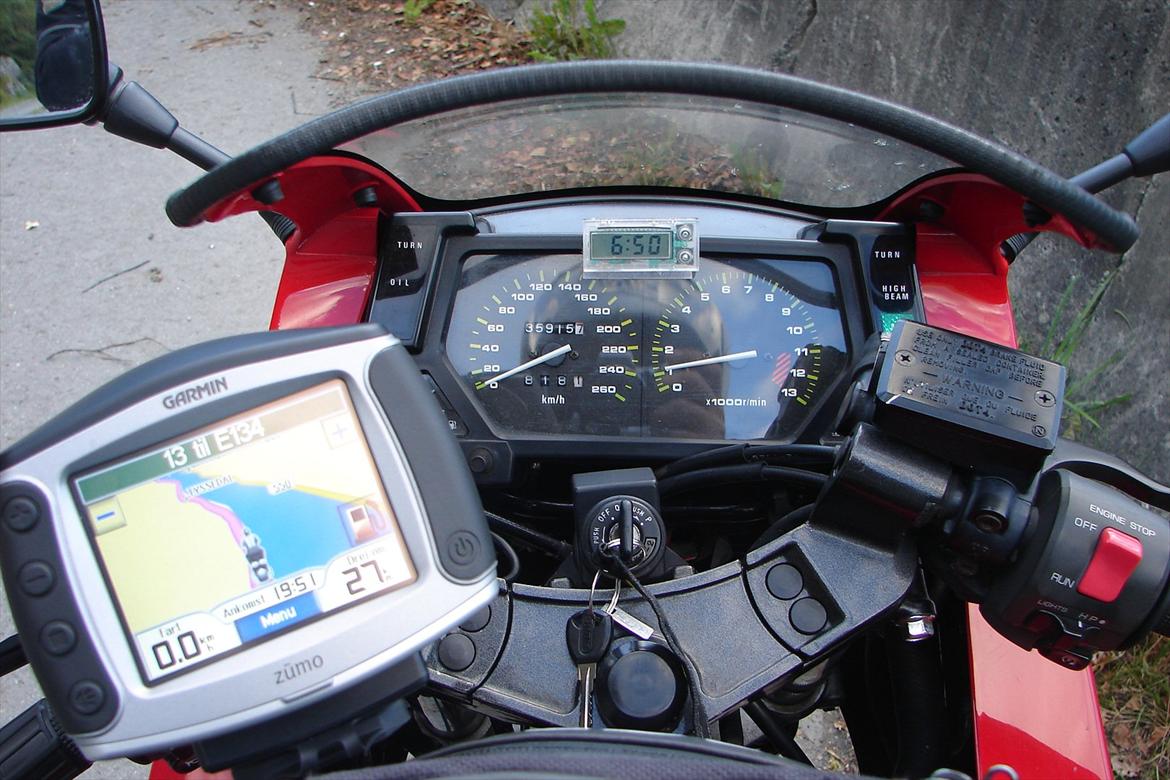 Kawasaki GPX600R billede 5