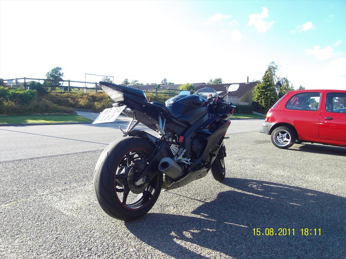 Yamaha R6 - SOLGT billede 4