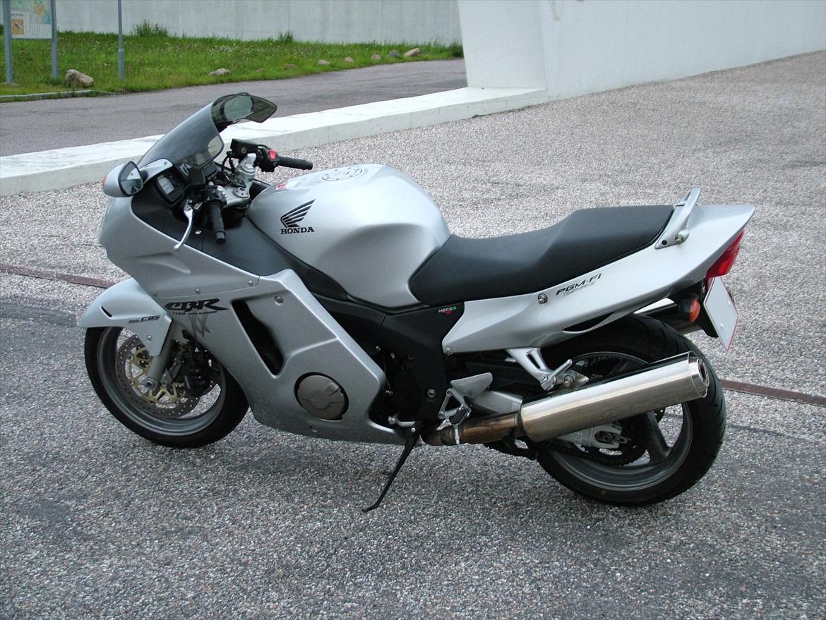 Honda CBR 1100 Black Bird billede 5
