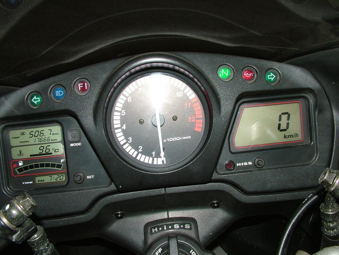 Honda CBR 1100 Black Bird billede 8