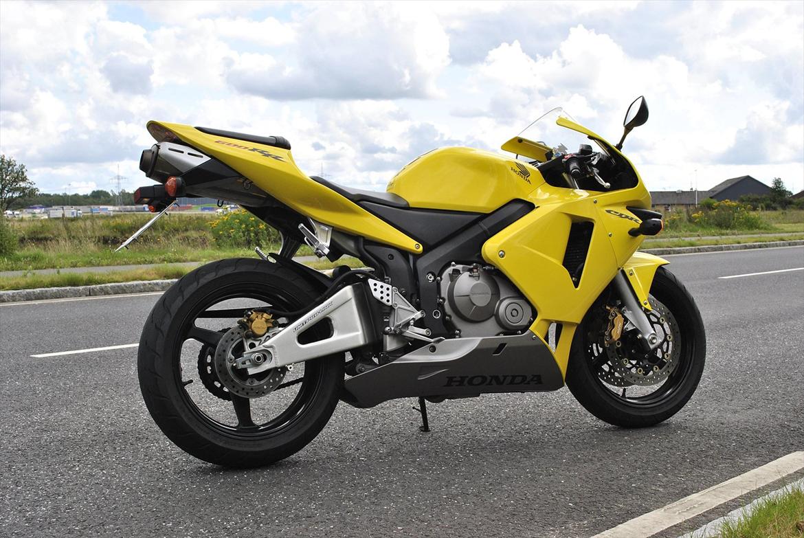 Honda CBR 600rr billede 2