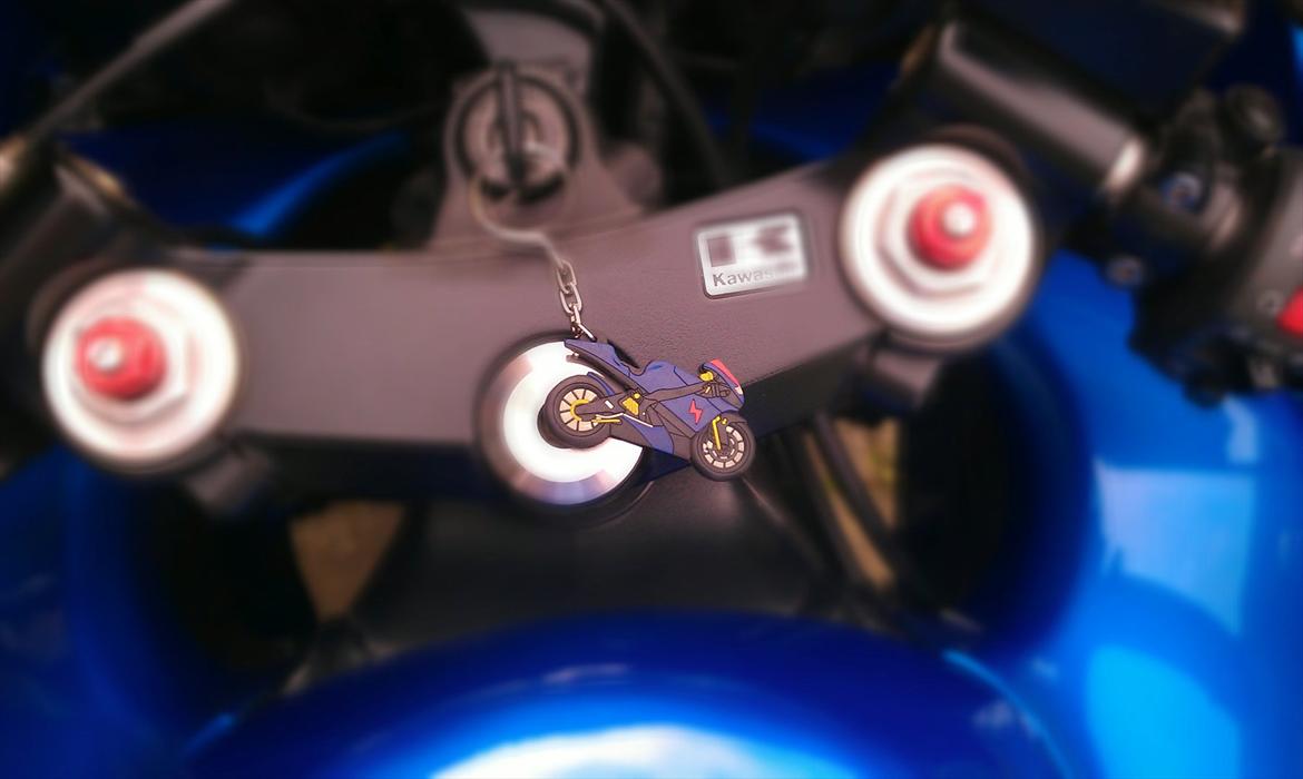 Kawasaki ZX12R *SOLGT* billede 1