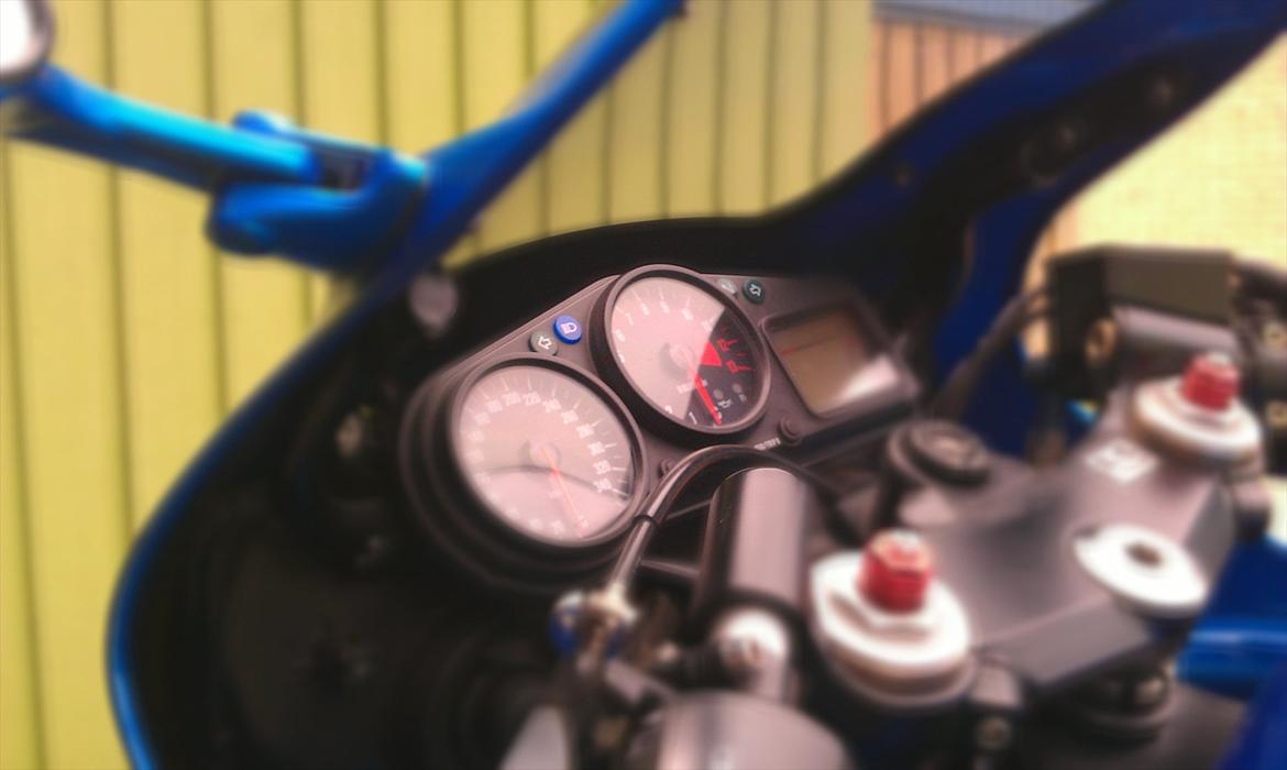 Kawasaki ZX12R *SOLGT* billede 4