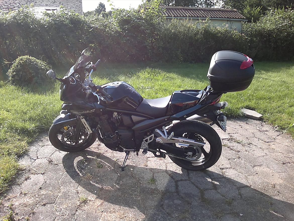 Suzuki GSF1250S Bandit (Solgt) - Som hverdagscykel, kun med topboks billede 8