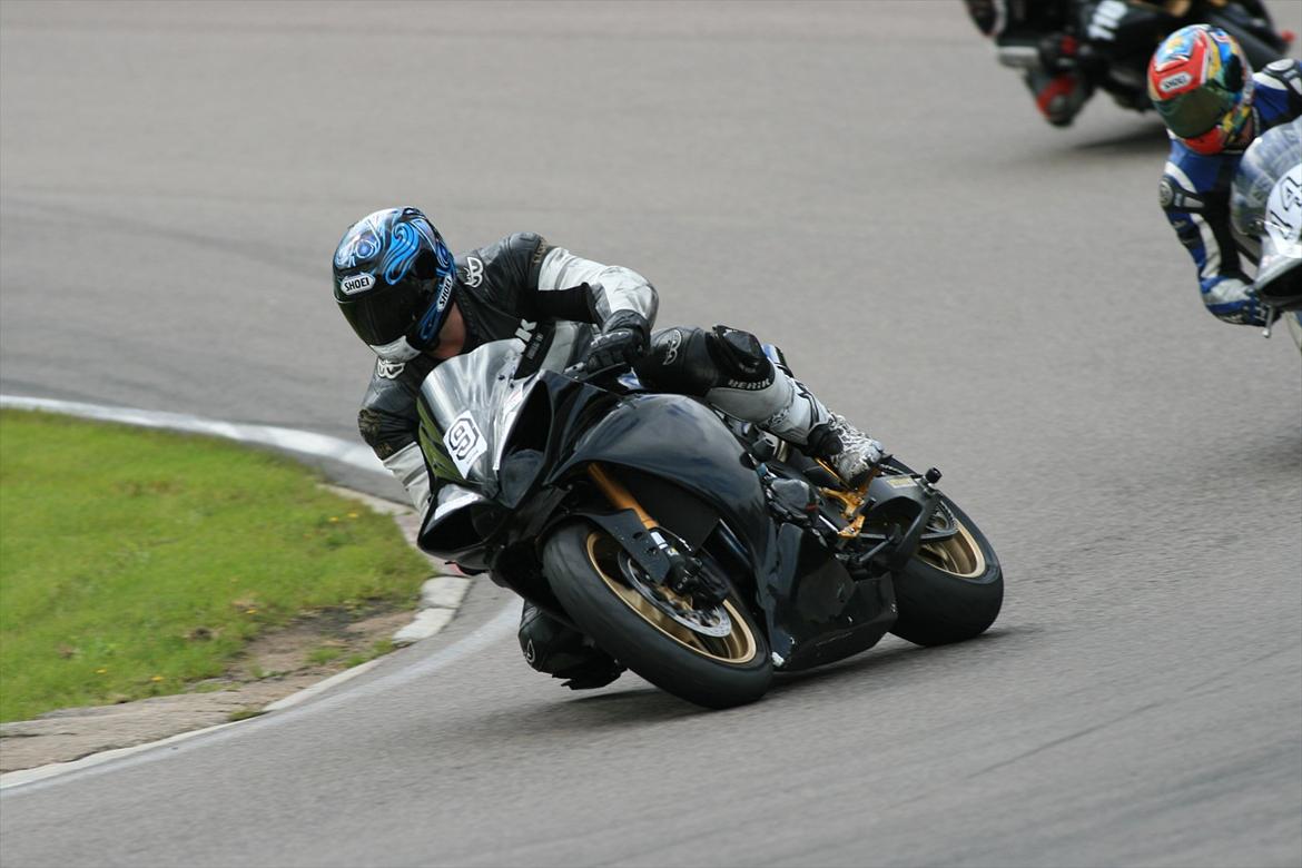 Yamaha YZF-R1     # solgt # billede 4