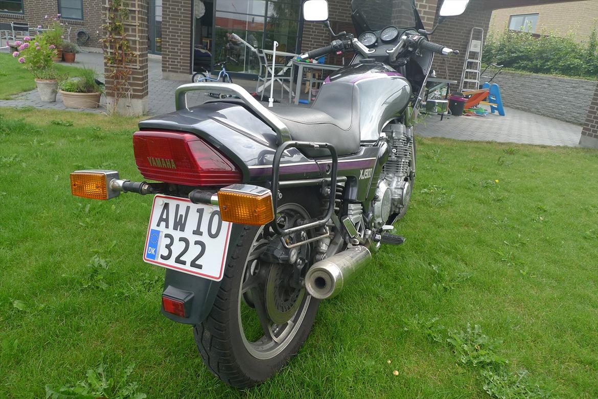 Yamaha XJ 900 - Skråt bagfra. billede 3