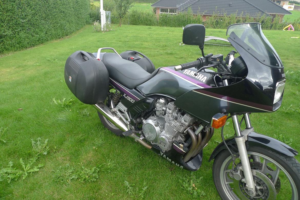 Yamaha XJ 900 - Vue med sidetasker monteret. billede 12