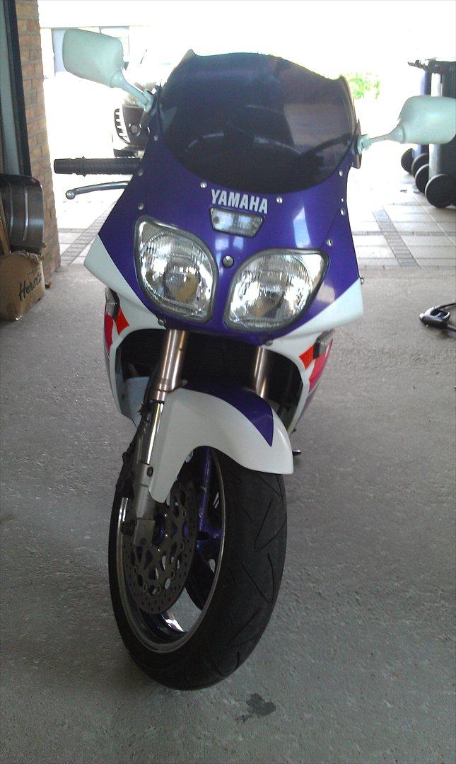 Yamaha YZF 750R (SOLGT) billede 4