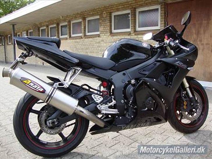 Yamaha YZF - R6 - Billedet er tyvstjålet fra sælger ;-) billede 11