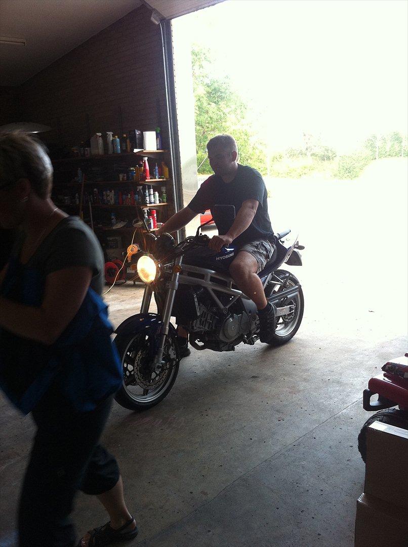 Hyosung GT 650 billede 4