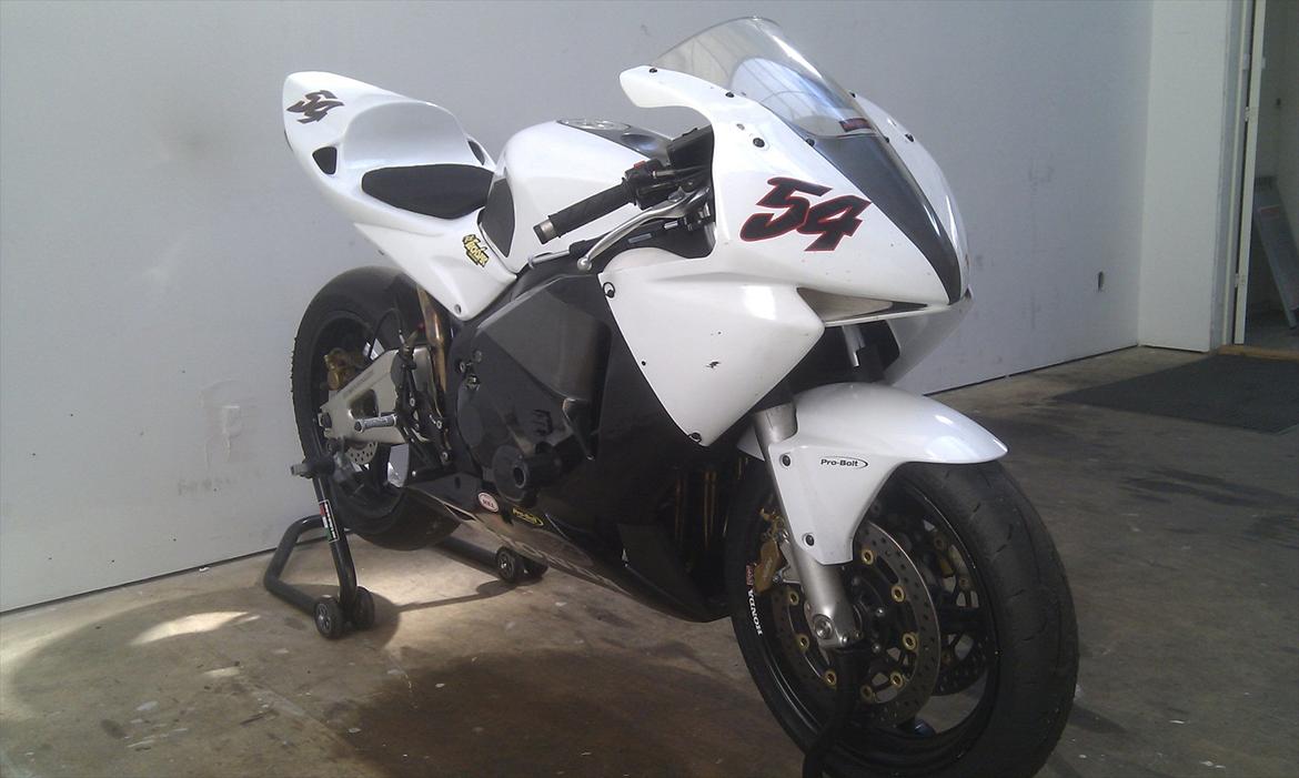 Honda cbr 600 rr SOLGT billede 1