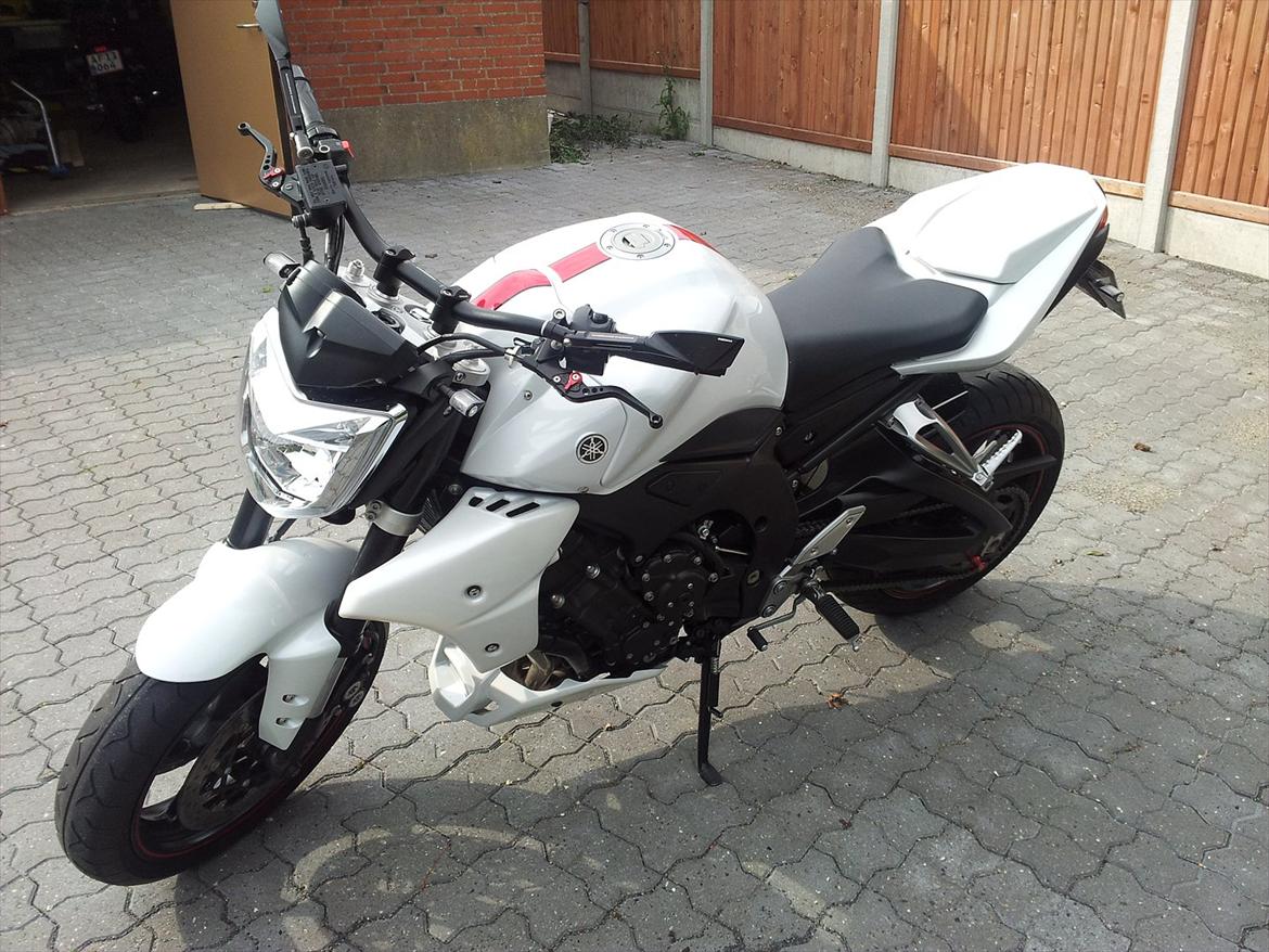 Yamaha FZ1-N SOLGT billede 4