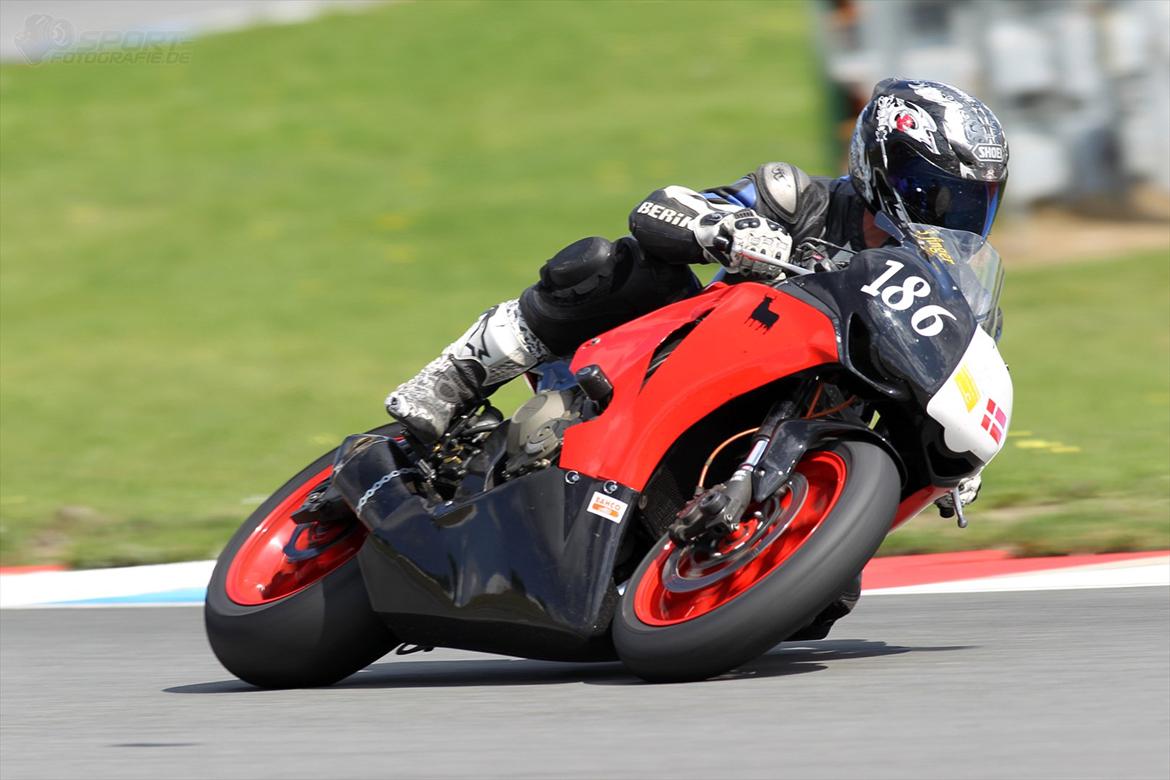 Honda cbr 1000 rr SC59 ( solgt ) - Brno August 2011 billede 17