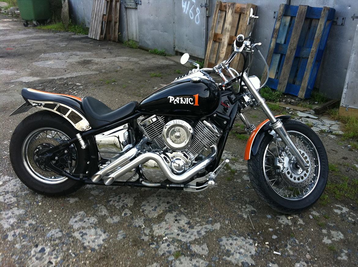 Yamaha XVS 1100 Drag Star - Den nye udstødning. Skal vist have poleret noget ved de bagbremser... billede 2