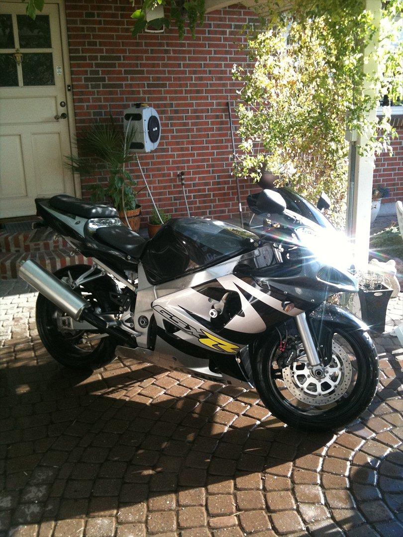Suzuki gsx-r 600 [Solgt] billede 1