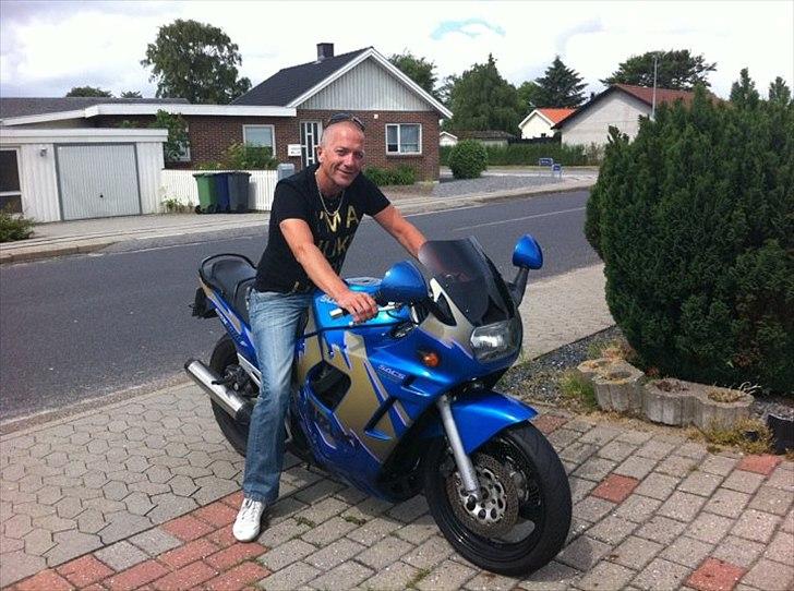 Suzuki gsx 600F  billede 1