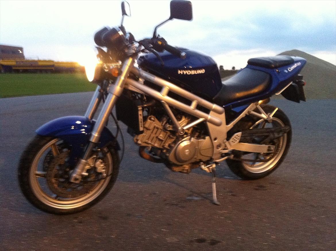 Hyosung GT 650 billede 7