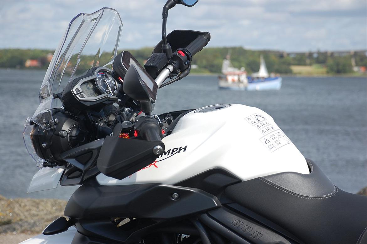 Triumph Tiger 800 - SOLGT billede 2
