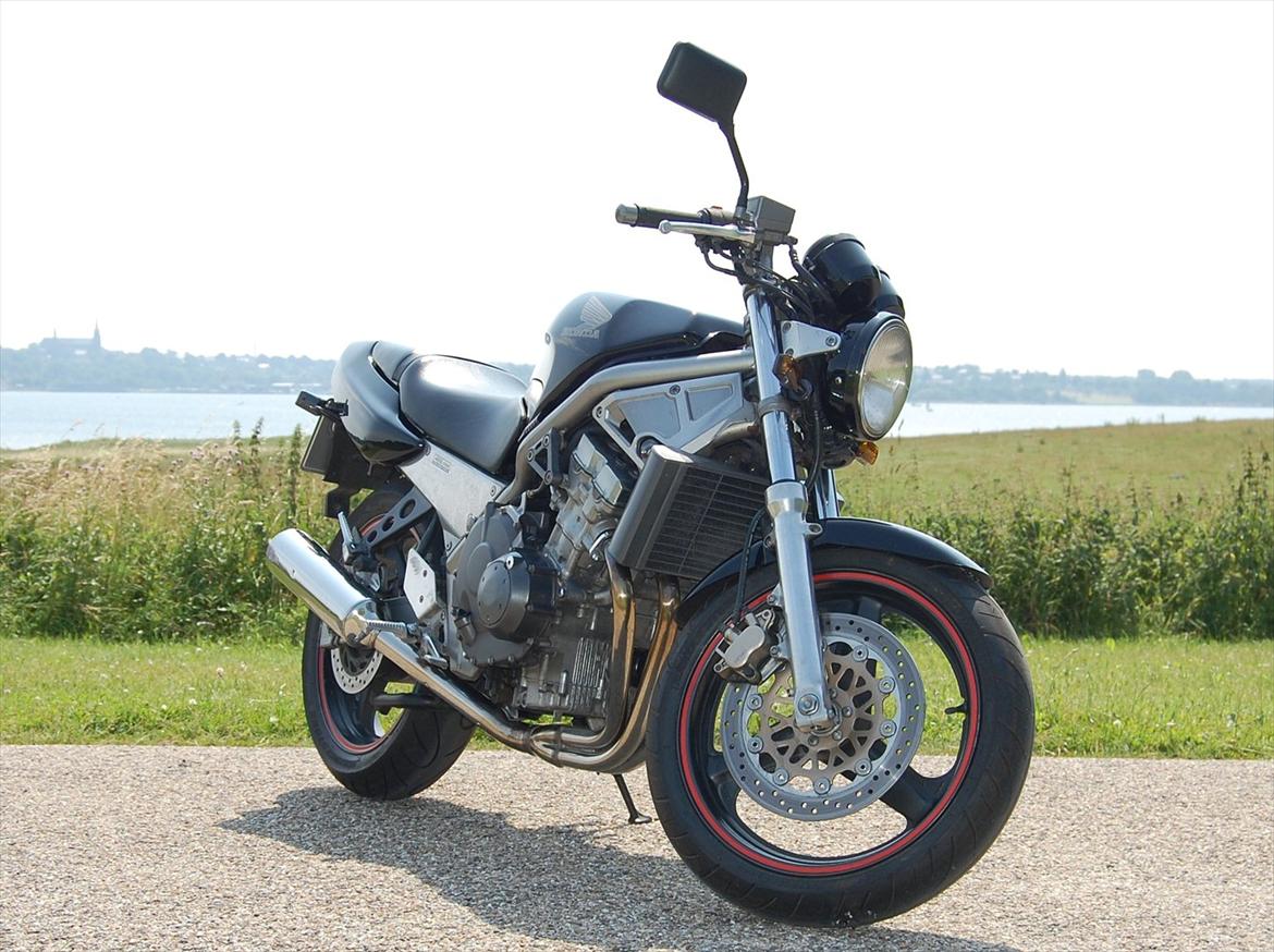 Honda CB 1 billede 2