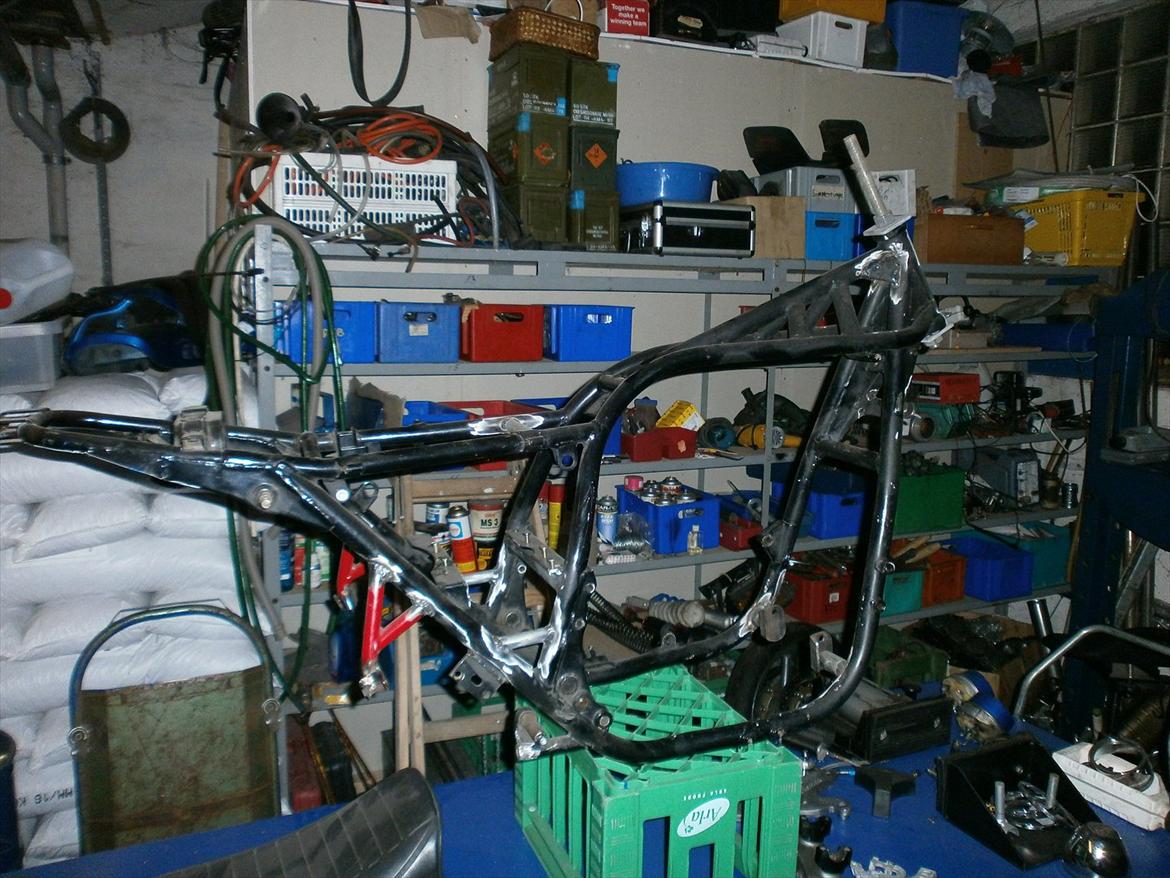 Kawasaki Z900 - steller er ved at være klar til maler .. fuck et arbejde ! billede 1