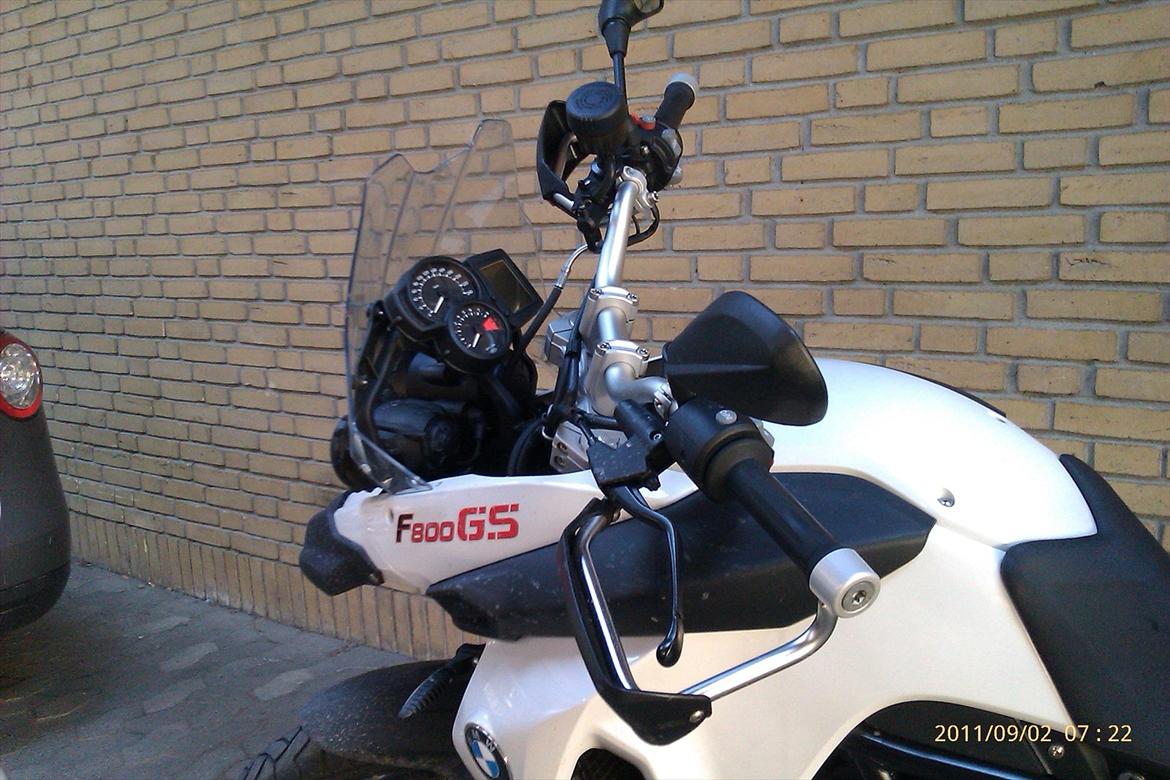BMW F800GS - 02.08.11 - Ny mindre vindskærm monteret billede 11