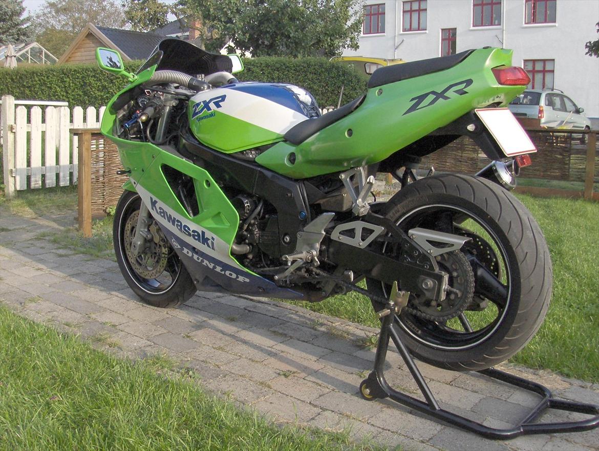 Kawasaki zxr 750 H1 Solgt billede 18