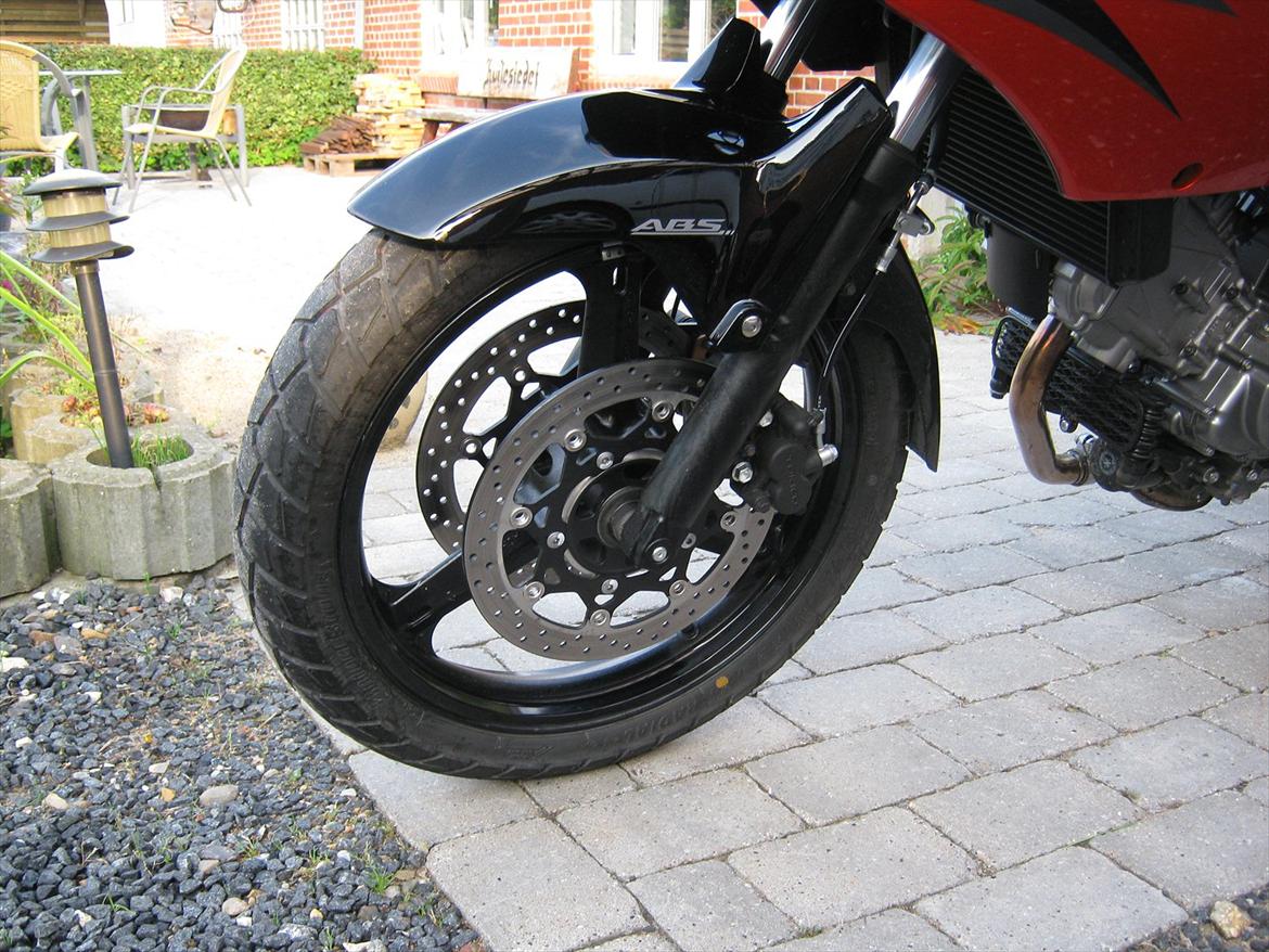 Suzuki DL V-Strom ( Solgt ) - Og der er skivebremser på billede 10